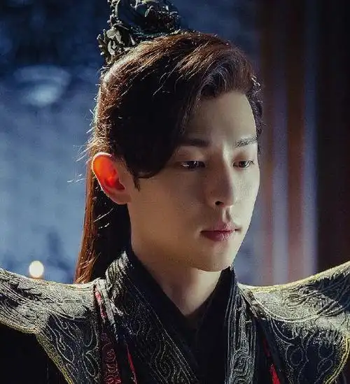 事实证明邓伦近照曝光还想复出的试探撕开了娱乐圈的遮羞布