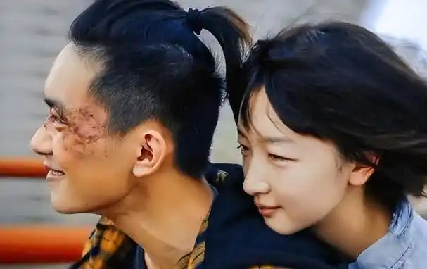 讨好大佬"上位",换男友如换衣,"交际花"周冬雨原形毕露