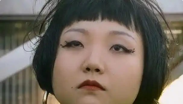 大饼脸演仙界神女这次辣目洋子给演员们提了一个醒