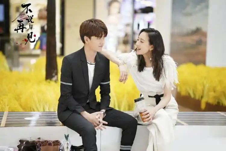 而如今也有不少当红演员的压播剧,比如李沁,任嘉伦等演员的都有压播剧