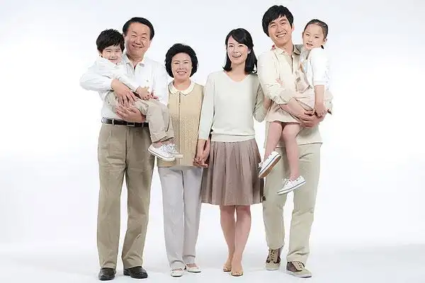 手臂交叉图片_全景网