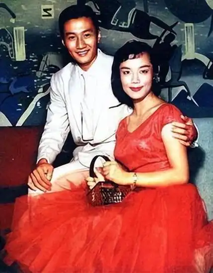 86岁谢贤再传喜讯?宝刀未老实在佩服,连儿子谢霆锋坦言自愧不如