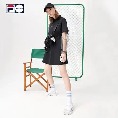 filafusion斐乐女子针织连衣裙2021春夏新款时尚潮流运动连衣裙