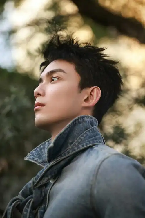 吴磊巨型蝴蝶结##明星时尚