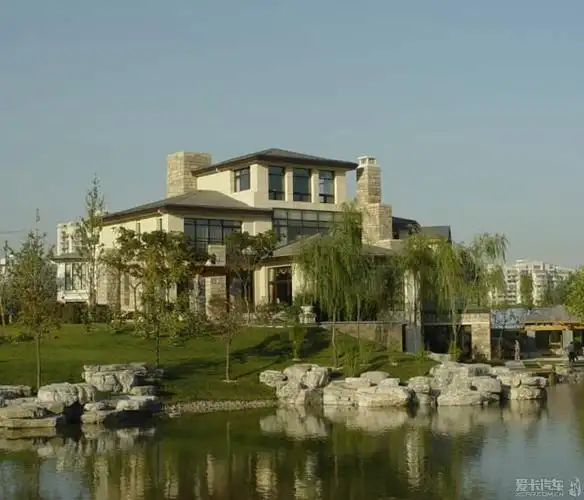 新年快乐!    还是东山墅… 查看本楼