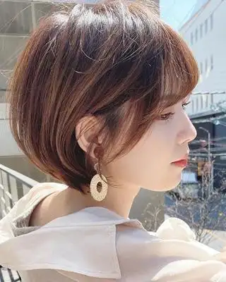 女生短发潮流发型