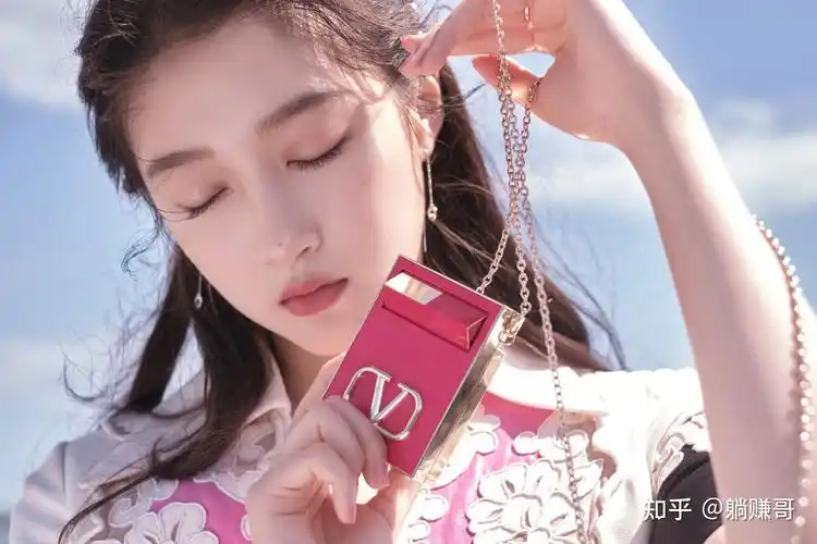 关晓彤壁纸 - 知乎