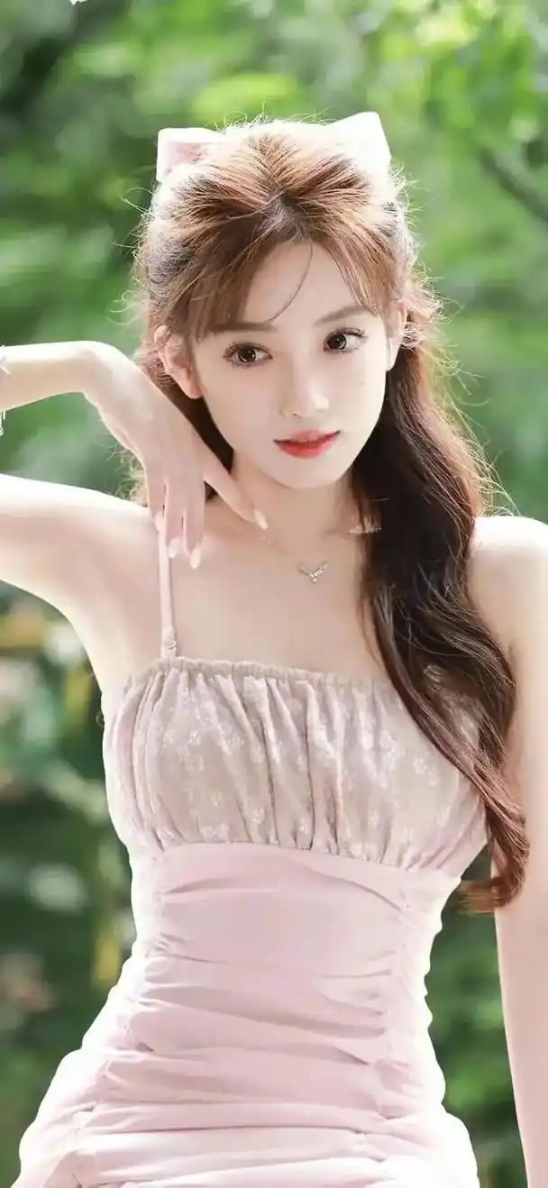 高清美女壁纸 #纯欲天花板 #一眼就心动 #美景佳人 #青 - 抖音