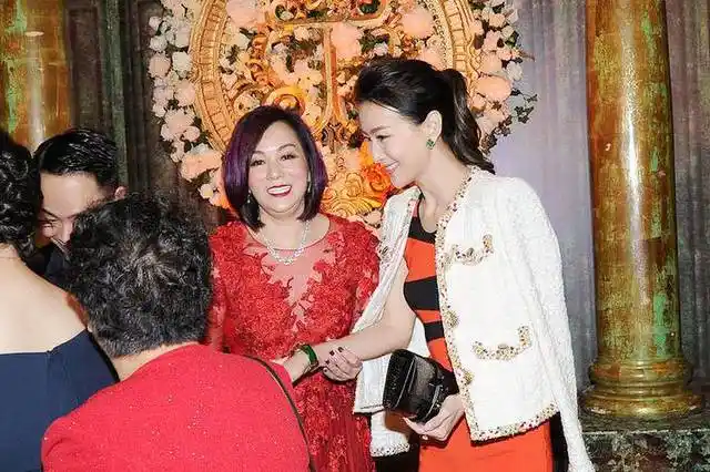 2000年,毛玉萍已经坐拥