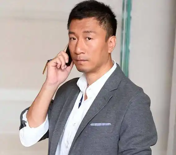 孙红雷一个实力派演员的崛起与蜕变,最后却被传出"移民"言论_网友