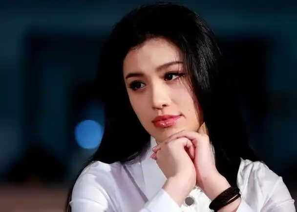 陈彦妃老公张睿个人资料(张睿家的老婆陈彦妃)