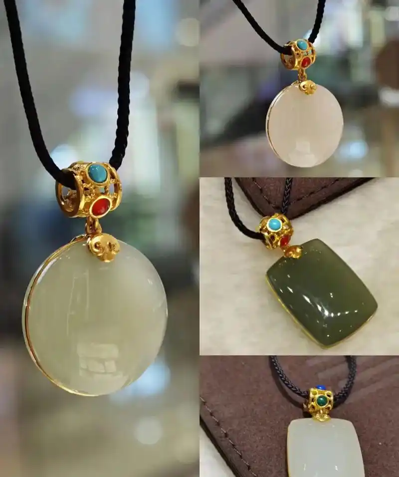 周大福传承国玉吊坠.周大福最新国玉吊坠"天方地圆",和田玉镶 - 抖音