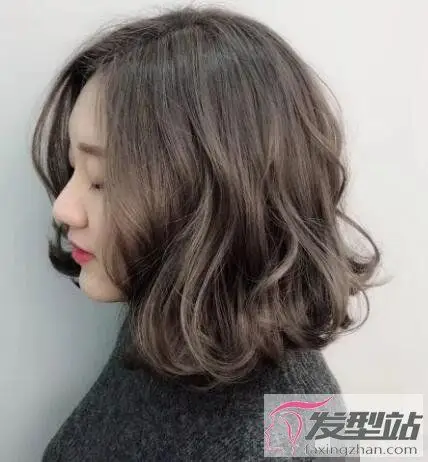 女生短发怎么卷好看 人鱼卷短发灵动俏皮美cry