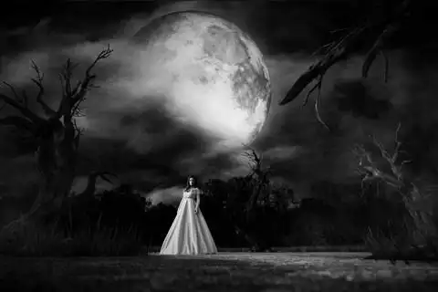 【压扁 白衣鬼】图片免费下载_压扁 白衣鬼素材_压扁 白衣鬼模板-千