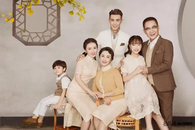 2020全新全家福留影