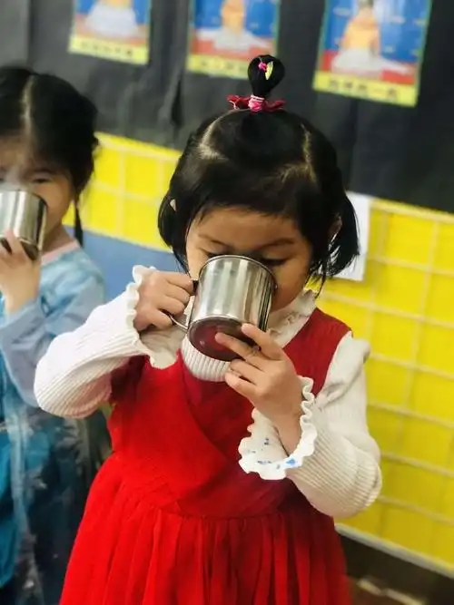 市妇联幼儿园冬季防病措施