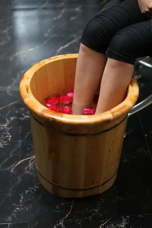 冬季泡脚好处多,但是不少人是在"无效泡脚",尤其是部分中年人