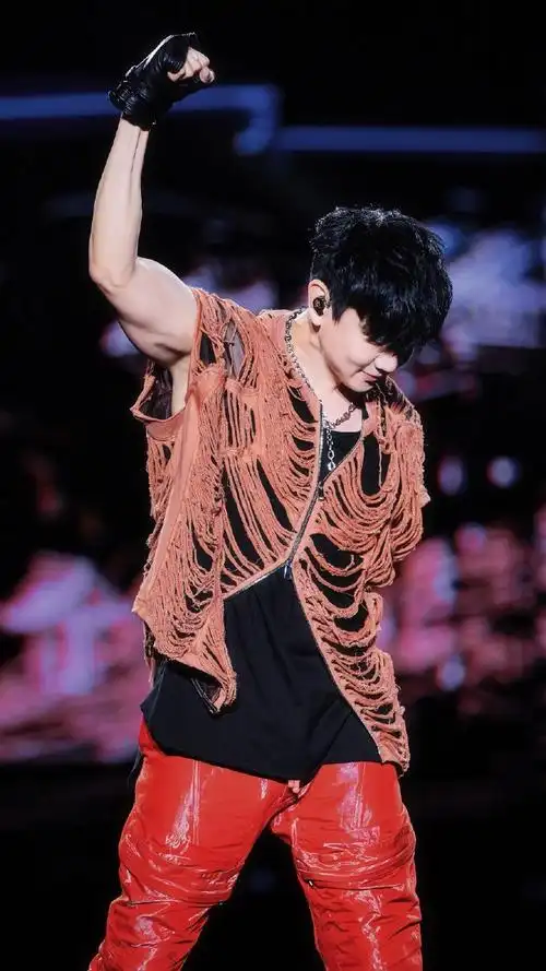 手机壁纸版    夏天来了,越穿越清爽了01    #林俊杰真的好会going