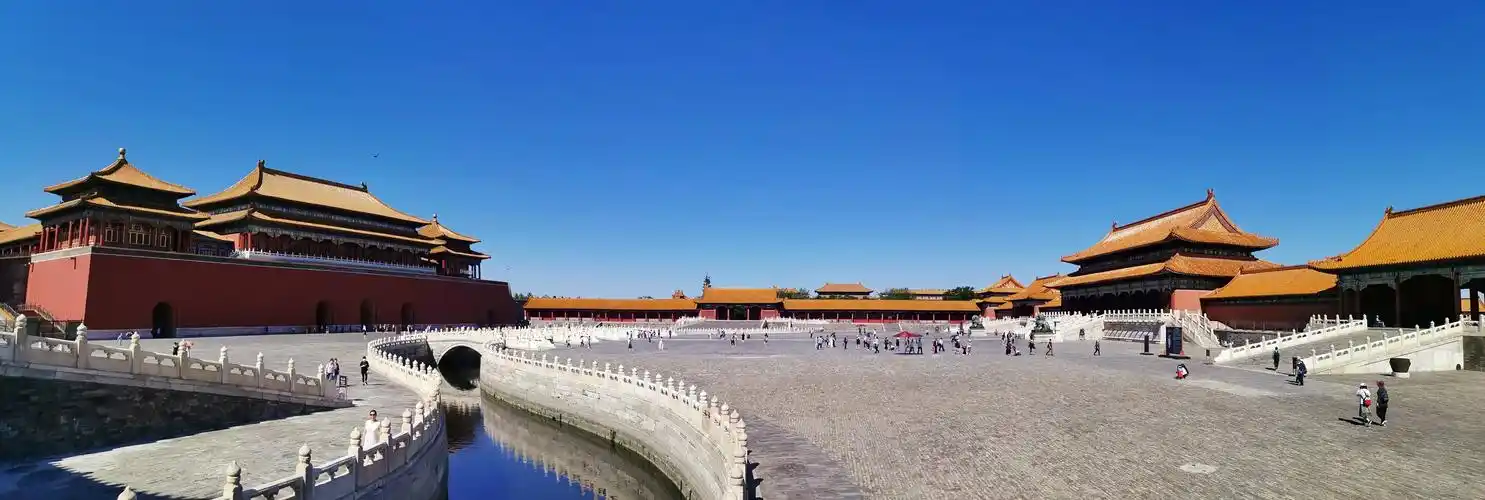 太和门广场全景图.