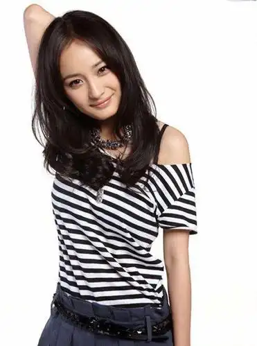 杨幂最迷人的照片,图二青春可人,图五女人味十足