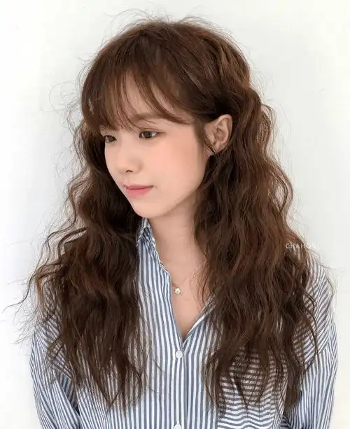 超slay的公主烫超显脸小