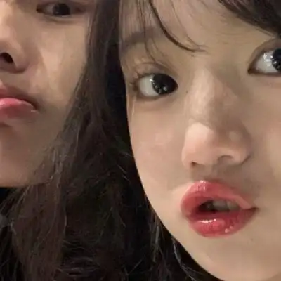 真人可爱适合大学情侣的最新情头的文章,由美头网整理发布,情侣头像