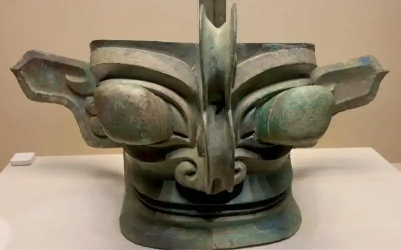 国家博物馆馆藏三星堆纵目青铜面具