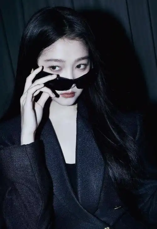 关晓彤 女霸总回国