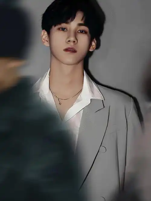 张真源绝美神图