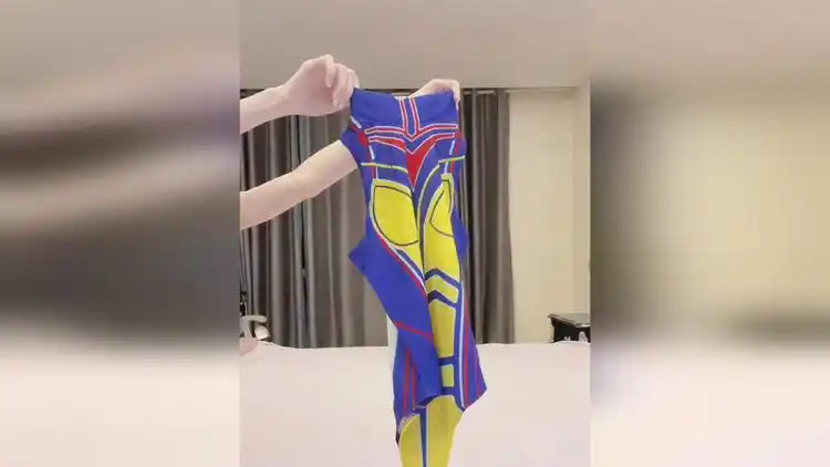 变装的灵魂是甩衣服吗