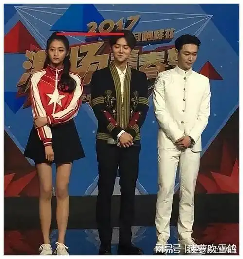 女友关晓彤的身高可足足有关晓彤"高挑女友"虽然鹿晗的身高在内又中