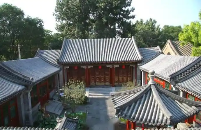 安徽卫视海豚真情剧场 《情满四合院》正在5集连播.