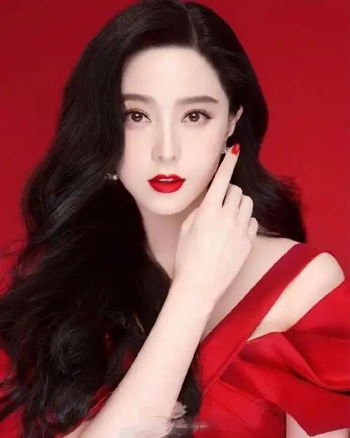 范冰冰被曝受穆晓光牵连再被捕,现场照流出,她晒近照澄清传闻_照片