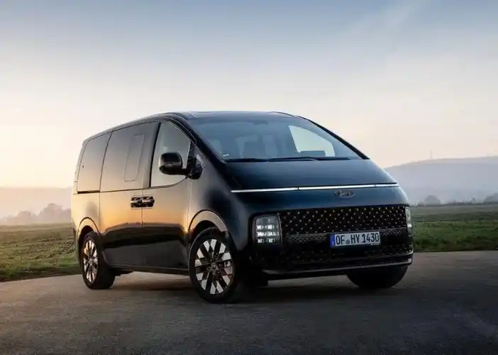 现代全新mpv现身国内,圆润造型酷似理想mega原型?