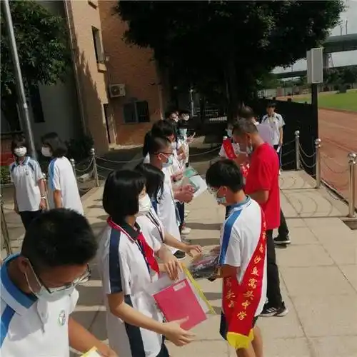 广州南沙东涌镇鱼窝头中学开展 禁毒反邪硬笔书法活动_比赛_宣传_毒品