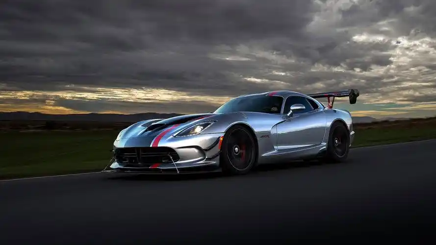 道奇viper acr个性时尚跑车图片桌面壁纸