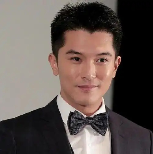 历任5绯闻全是女神!邱泽当面被问是否渣男,沉默许久一句话回应