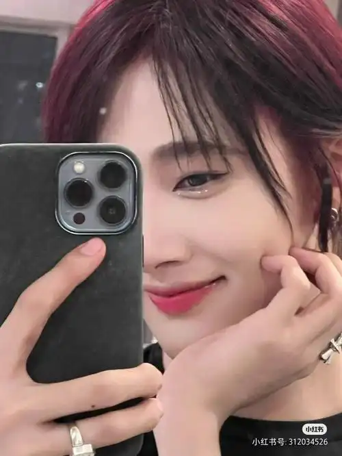 胡烨韬好漂亮呀