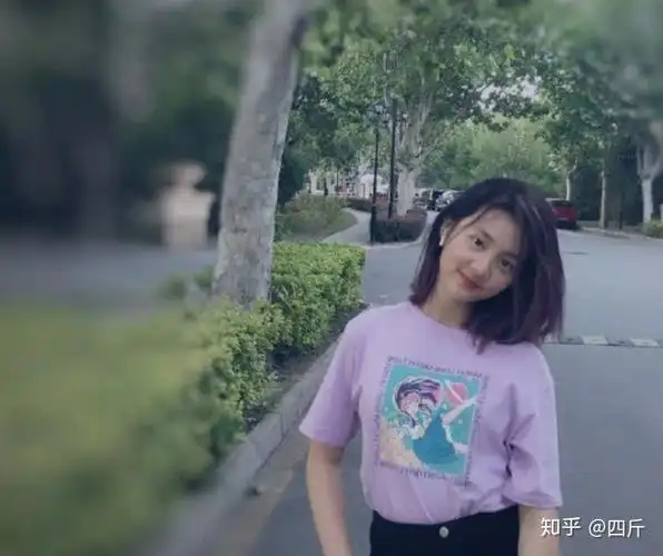 黄磊女儿写真过于成人被批15岁的黄多多为何要装成熟