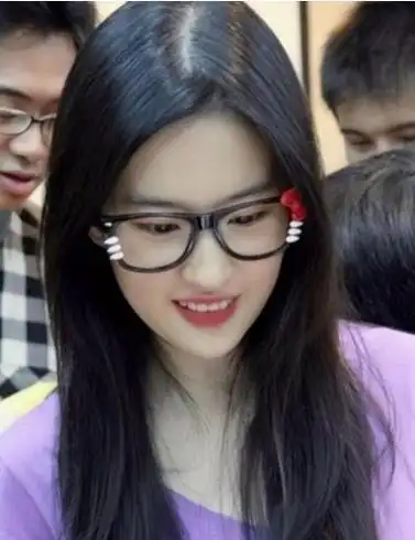 事实证明35岁的神仙姐姐刘亦菲已经活成了自己喜欢的样子