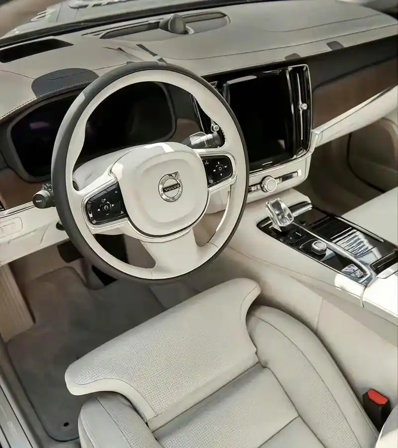 沃尔沃 s90的米色内饰 #沃尔沃s90