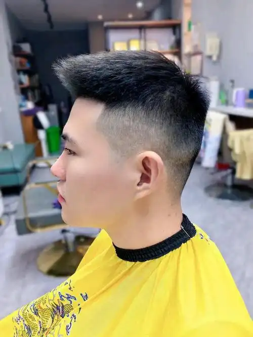 发型来了,时尚还有型,适合大多数男士|烫发|寸头|纹理烫|飞机头_网易