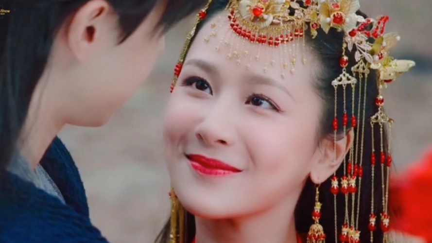 杨紫邓伦携手献唱香蜜主题曲俩人默契十足不愧是绝配cp