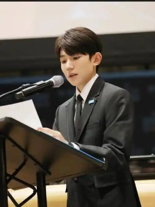 曝王俊凯与杨幂有染,养嫂子?