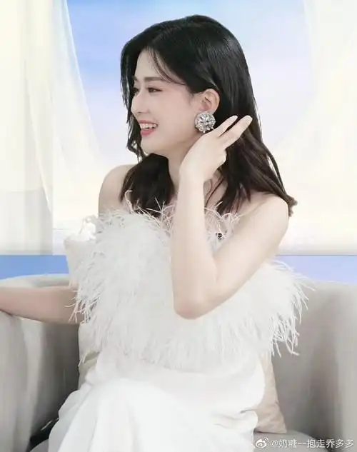 乔欣好贵气##乔欣白天鹅