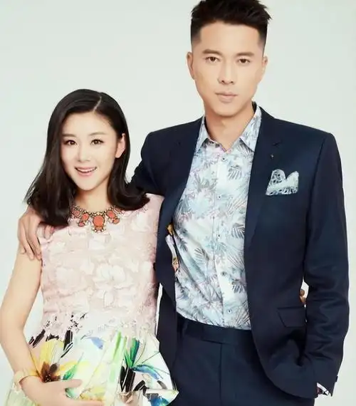 王雷:西北锤王的争议之路近日,国家级演员王雷在剧组中的"一言堂"行为