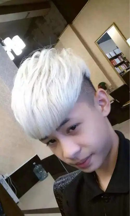 男生两边剃掉的发型到底有多火2040岁都喜欢