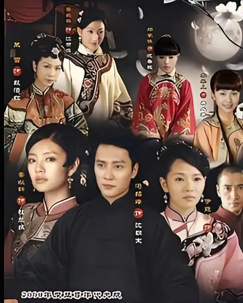 凭借着年度大戏《女人花》《芸娘》《锁清秋》也让冯绍峰戴稳了民国