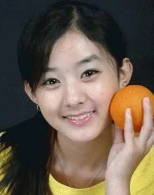 2006年,19岁的赵丽颖参加由雅虎网,浙江卫视,华谊兄弟联合主办的