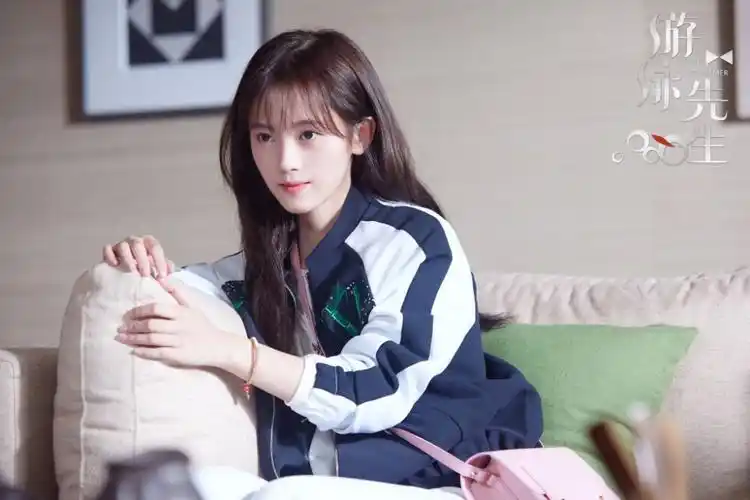 游泳先生,宋茶茶『鞠婧祎』